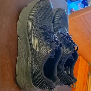Sketchers ultra go